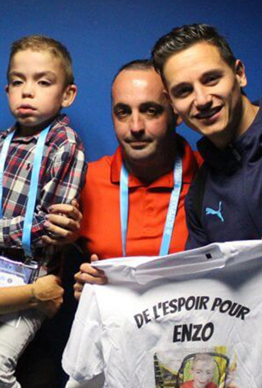 Florian Thauvin et enzo, un enfant malade